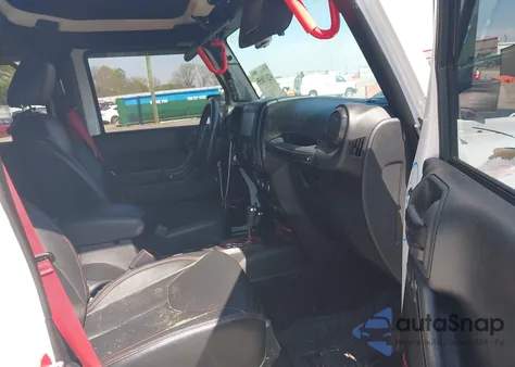 2017 Jeep Wrangler Unlimited Rubicon Recon 4X4 from USA, damaged, VIN 1C4BJWFG9HL695361